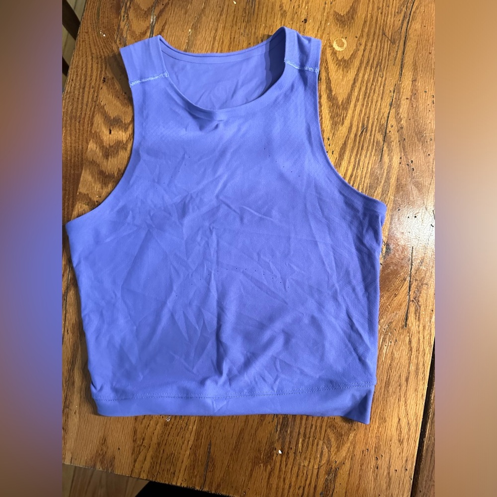 Lululemon tank